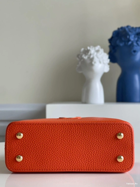 LOUIS MINI CAPUCINES VUITTON 0309